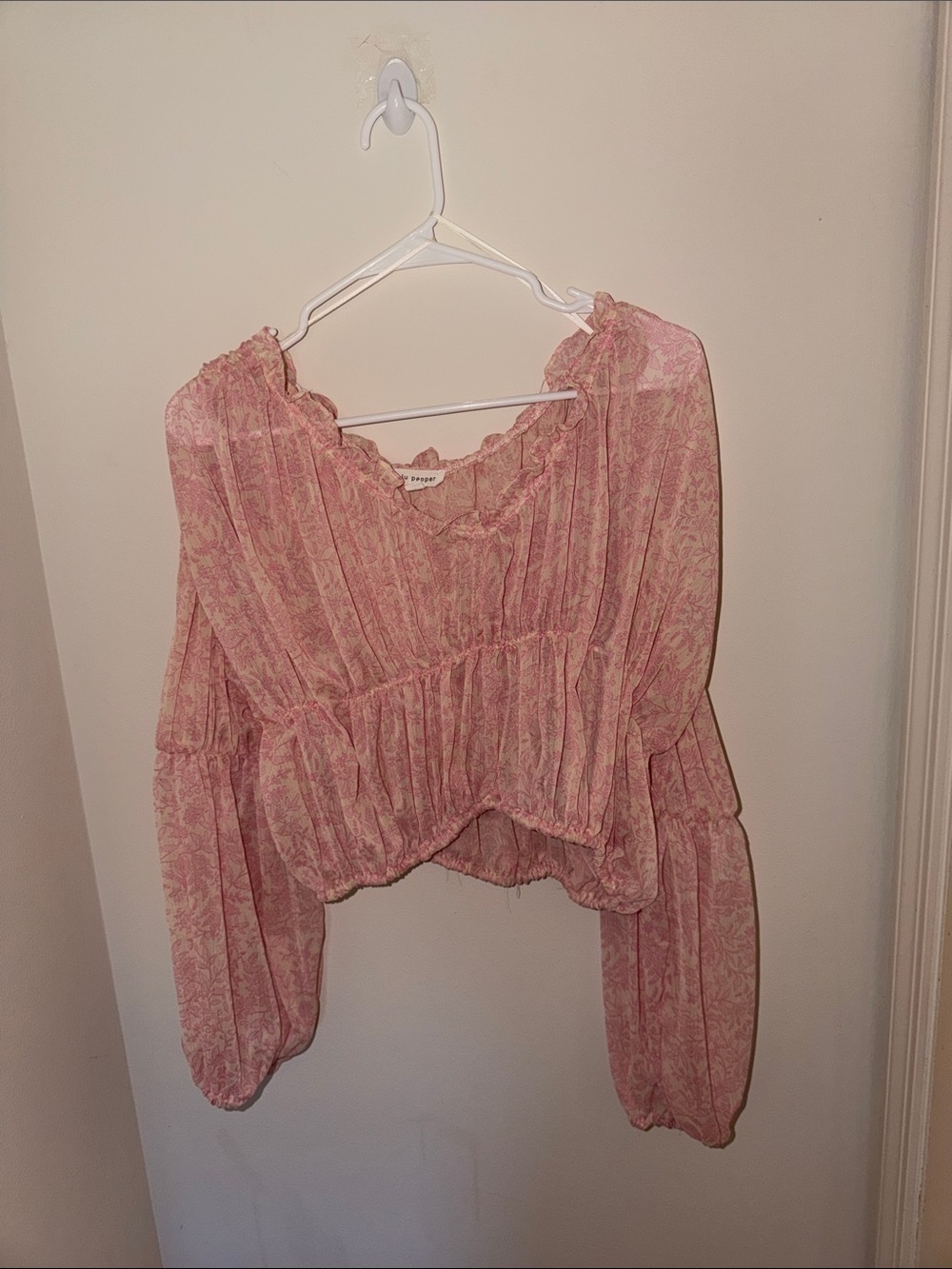 Blu Pepper Dusty Rose Floral Ruffled Peasant Blouse